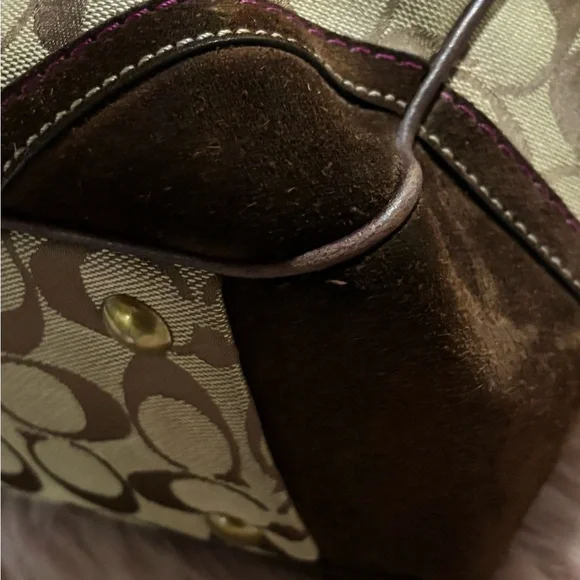 Coach Tan and Brown Signature Tote - Picture 13 of 16
